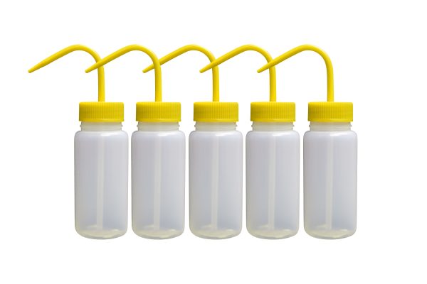 Globe Scientific LDPE Wash Bottles, 1000ml / 32 Ounces DIY (Blank Packs, Yellow) - Image 4